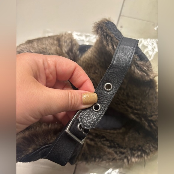 Banana Republic Trapper Hat Size Small Medium Faux Fur Wool Blend Quilted - Picture 5 of 7